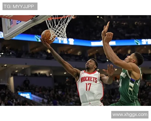 2007年NBA经典对决火箭队与雄鹿队精彩比赛录像回顾与分析